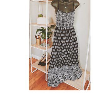 Black & White Gypsy Maxi Dress (SM)